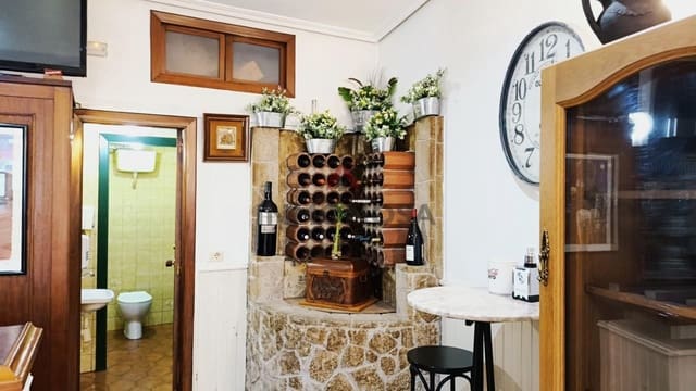 Kaupallinen myytävänä paikassa Ferrol - 85 000 € (Ref: 9592001)