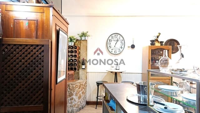 Kaupallinen myytävänä paikassa Ferrol - 85 000 € (Ref: 9592001)