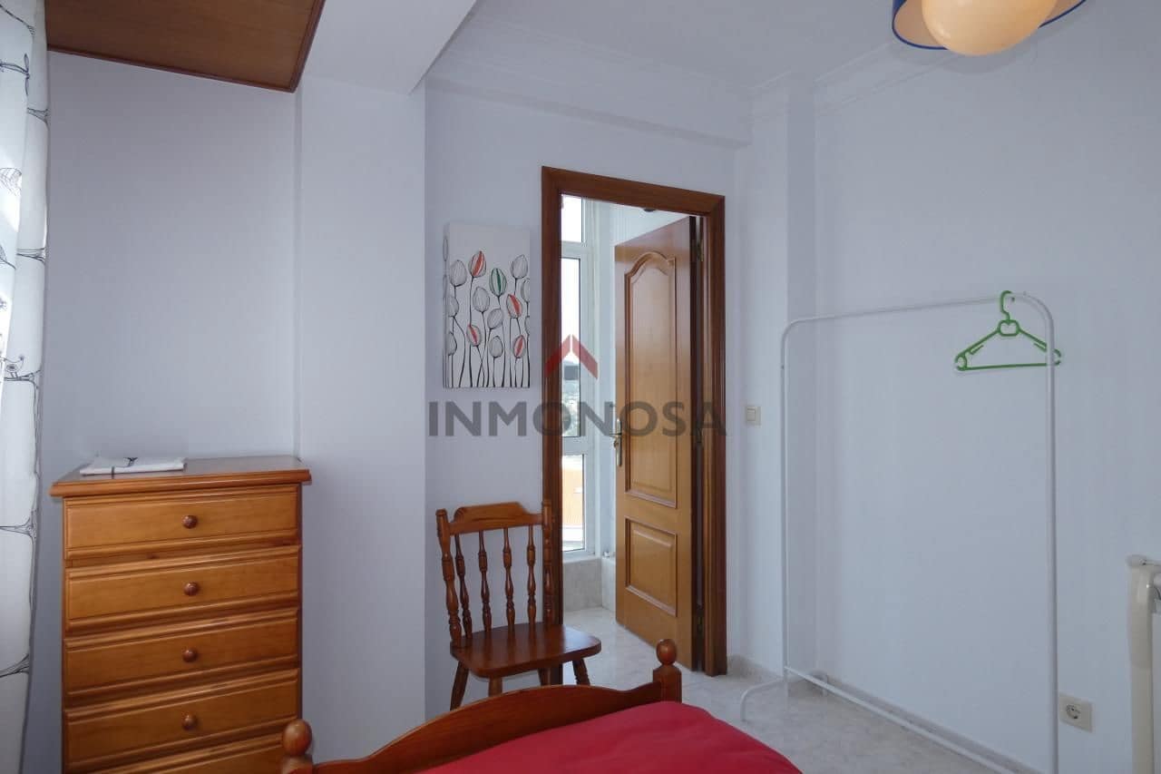 2 Zimmer Wohnung zu vermieten in Ferrol - 650 € (Ref: 9592002)