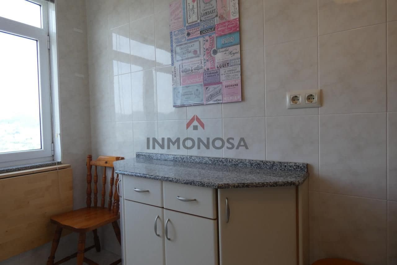 2 Zimmer Wohnung zu vermieten in Ferrol - 650 € (Ref: 9592002)
