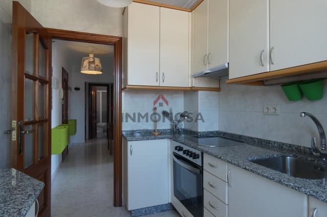 2 bedroom Flat for rent in Ferrol - € 650 (Ref: 9592002)