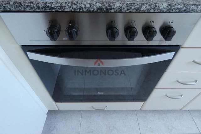 2 bedroom Flat for rent in Ferrol - € 650 (Ref: 9592002)