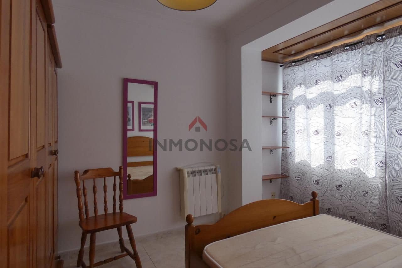 2 Zimmer Wohnung zu vermieten in Ferrol - 650 € (Ref: 9592002)