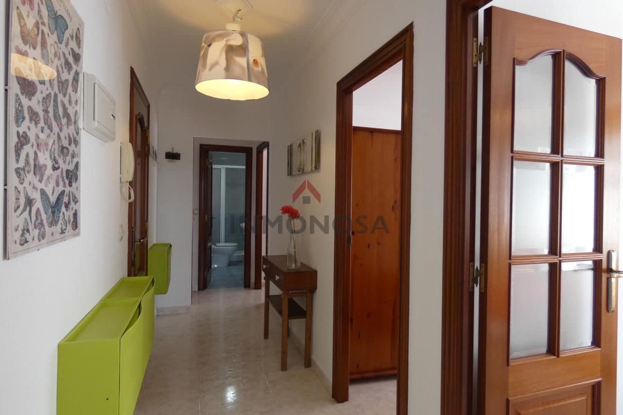 2 Zimmer Wohnung zu vermieten in Ferrol - 650 € (Ref: 9592002)