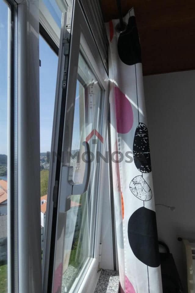 2 Zimmer Wohnung zu vermieten in Ferrol - 650 € (Ref: 9592002)