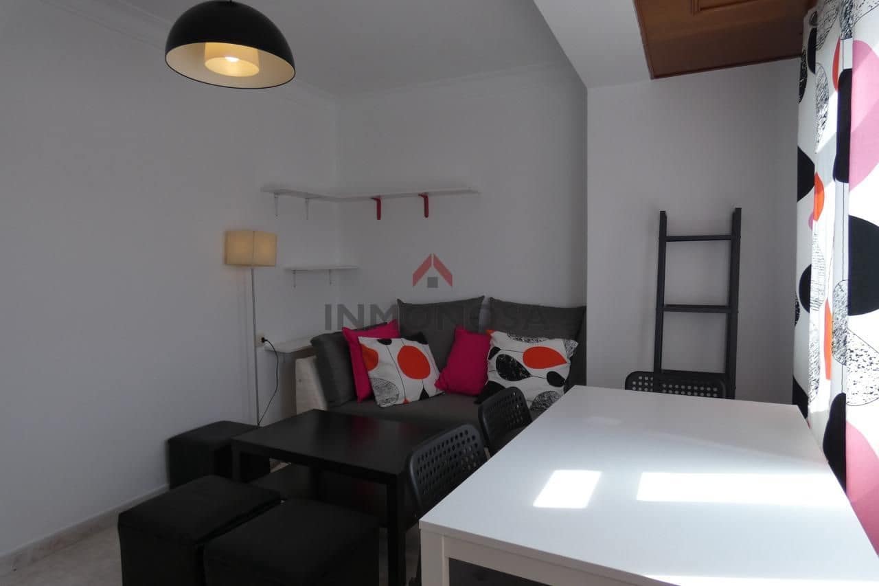 2 Zimmer Wohnung zu vermieten in Ferrol - 650 € (Ref: 9592002)