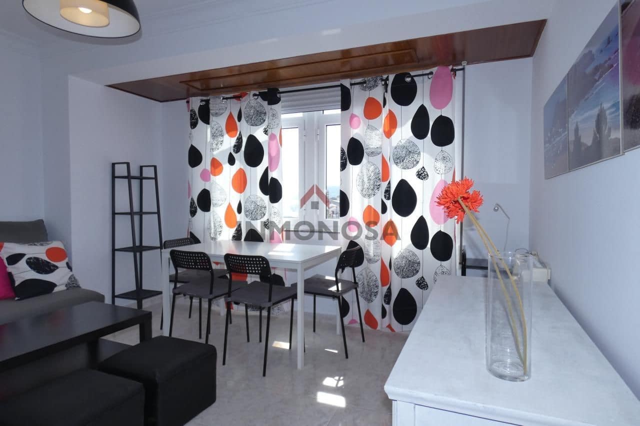 2 Zimmer Wohnung zu vermieten in Ferrol - 650 € (Ref: 9592002)