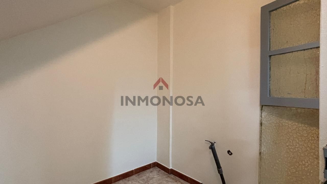 Gewerbe zu vermieten in Ferrol - 500 € (Ref: 9614209)