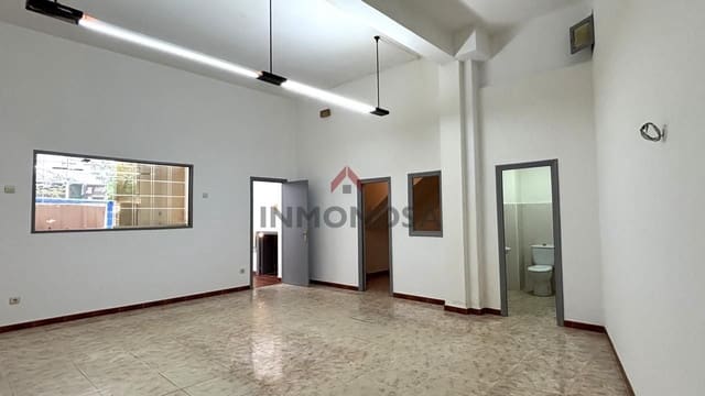 Gewerbe zu vermieten in Ferrol - 500 € (Ref: 9614209)