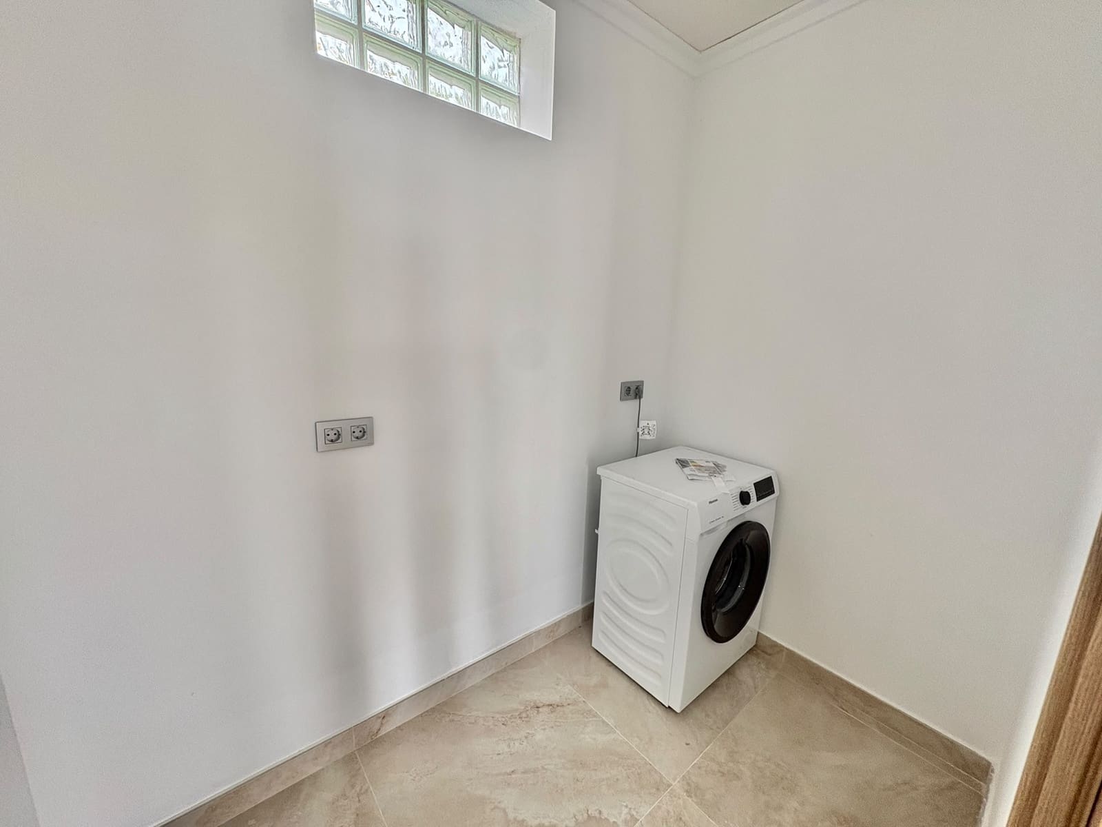 3 soverom Villa til leie i Partaloa med svømmebasseng garasje - € 1 200 (Ref: 10009338)
