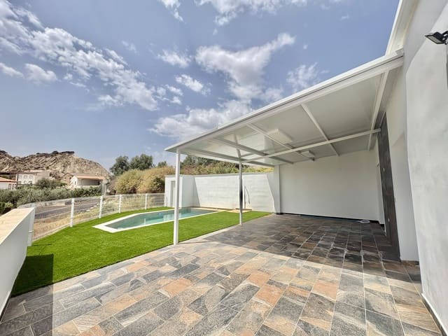 3 quarto Moradia para arrendar em Partaloa com piscina garagem - 1 200 € (Ref: 10009338)