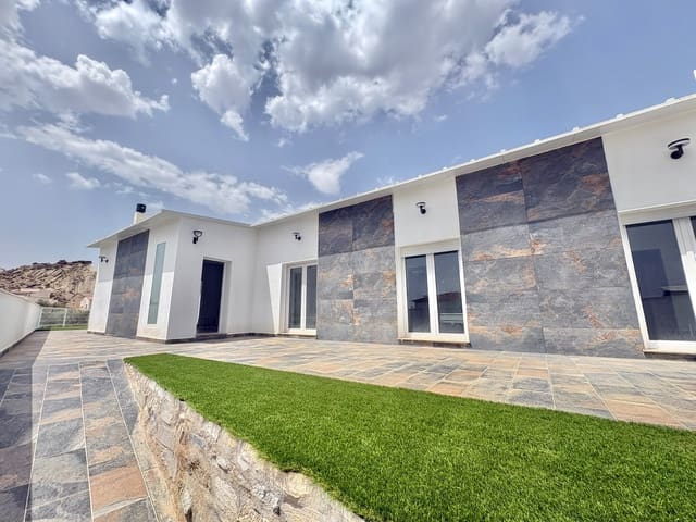 3 quarto Moradia para arrendar em Partaloa com piscina garagem - 1 200 € (Ref: 10009338)