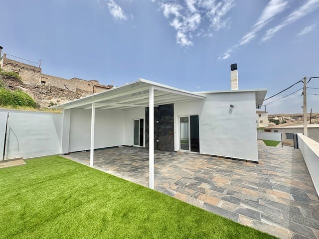3 quarto Moradia para arrendar em Partaloa com piscina garagem - 1 200 € (Ref: 10009338)