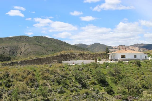 2 soverom Villa til leie i Líjar med svømmebasseng - € 1 100 (Ref: 10009360)