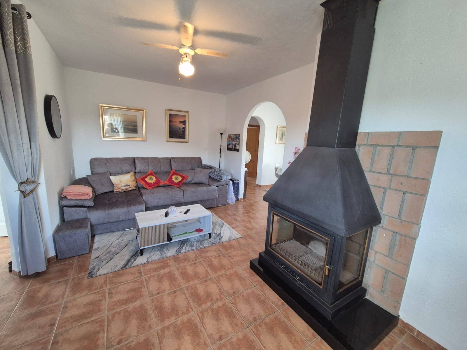 2 soverom Villa til leie i Lijar med svømmebasseng - € 1 100 (Ref: 10009360)