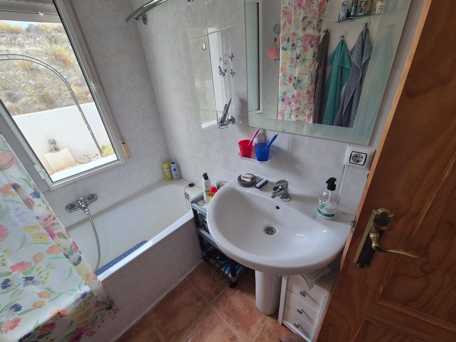 2 soverom Villa til leie i Lijar med svømmebasseng - € 1 100 (Ref: 10009360)