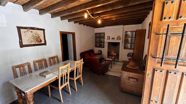 3 makuuhuone Omakotitalo vuokrattavana paikassa Chercos - 600 € (Ref: 10051962)