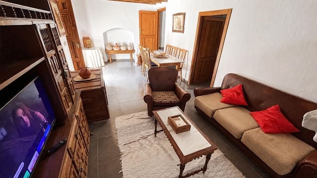 3 makuuhuone Omakotitalo vuokrattavana paikassa Chercos - 600 € (Ref: 10051962)