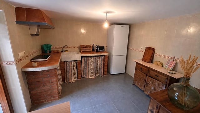 3 makuuhuone Omakotitalo vuokrattavana paikassa Chercos - 600 € (Ref: 10051962)