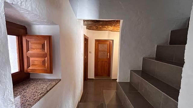3 makuuhuone Omakotitalo vuokrattavana paikassa Chercos - 600 € (Ref: 10051962)