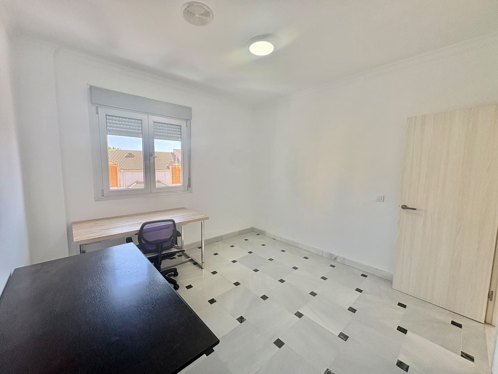 5 bedroom Apartment for rent in Olula del Rio - € 700 (Ref: 10060210)