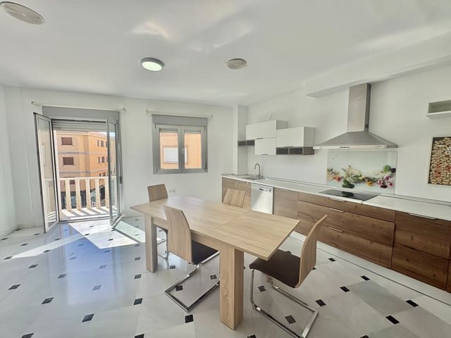 5 bedroom Apartment for rent in Olula del Río - € 700 (Ref: 10060210)