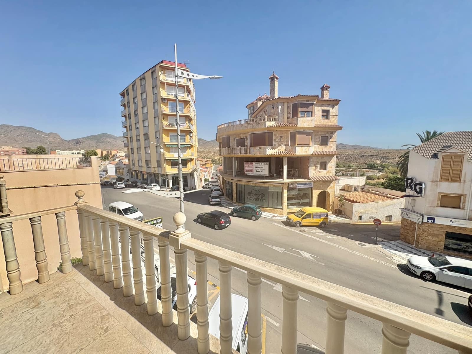5 bedroom Apartment for rent in Olula del Rio - € 700 (Ref: 10060210)