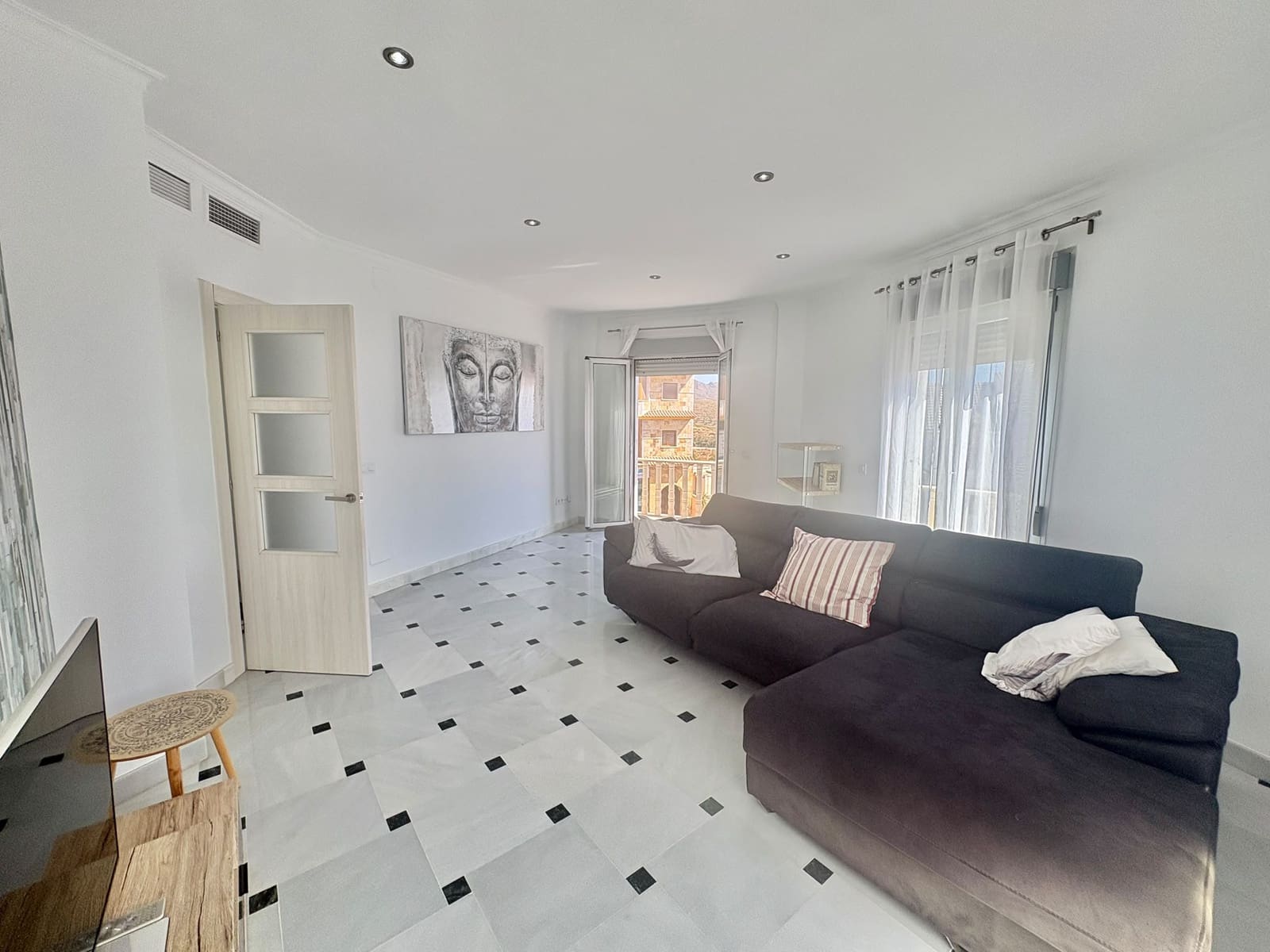5 bedroom Apartment for rent in Olula del Rio - € 700 (Ref: 10060210)
