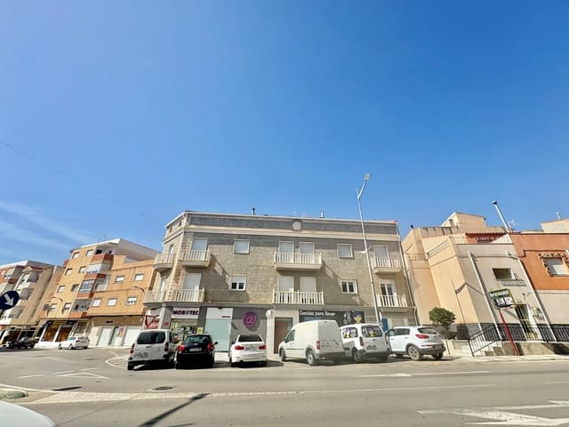 5 bedroom Apartment for rent in Olula del Río - € 700 (Ref: 10060210)