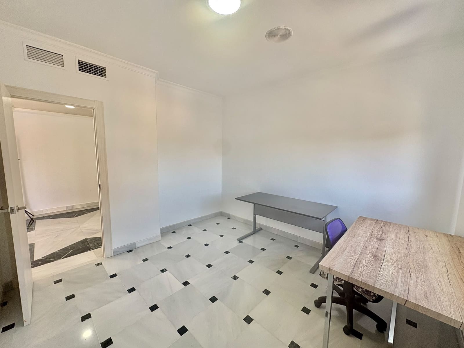 5 bedroom Apartment for rent in Olula del Rio - € 700 (Ref: 10060210)