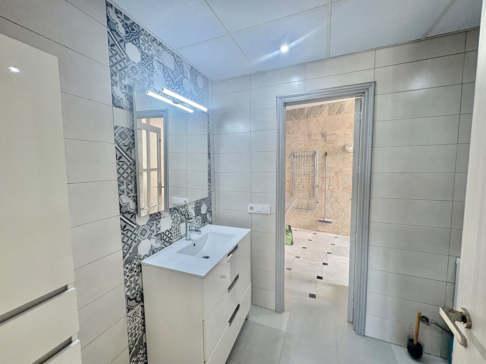 5 bedroom Apartment for rent in Olula del Rio - € 700 (Ref: 10060210)