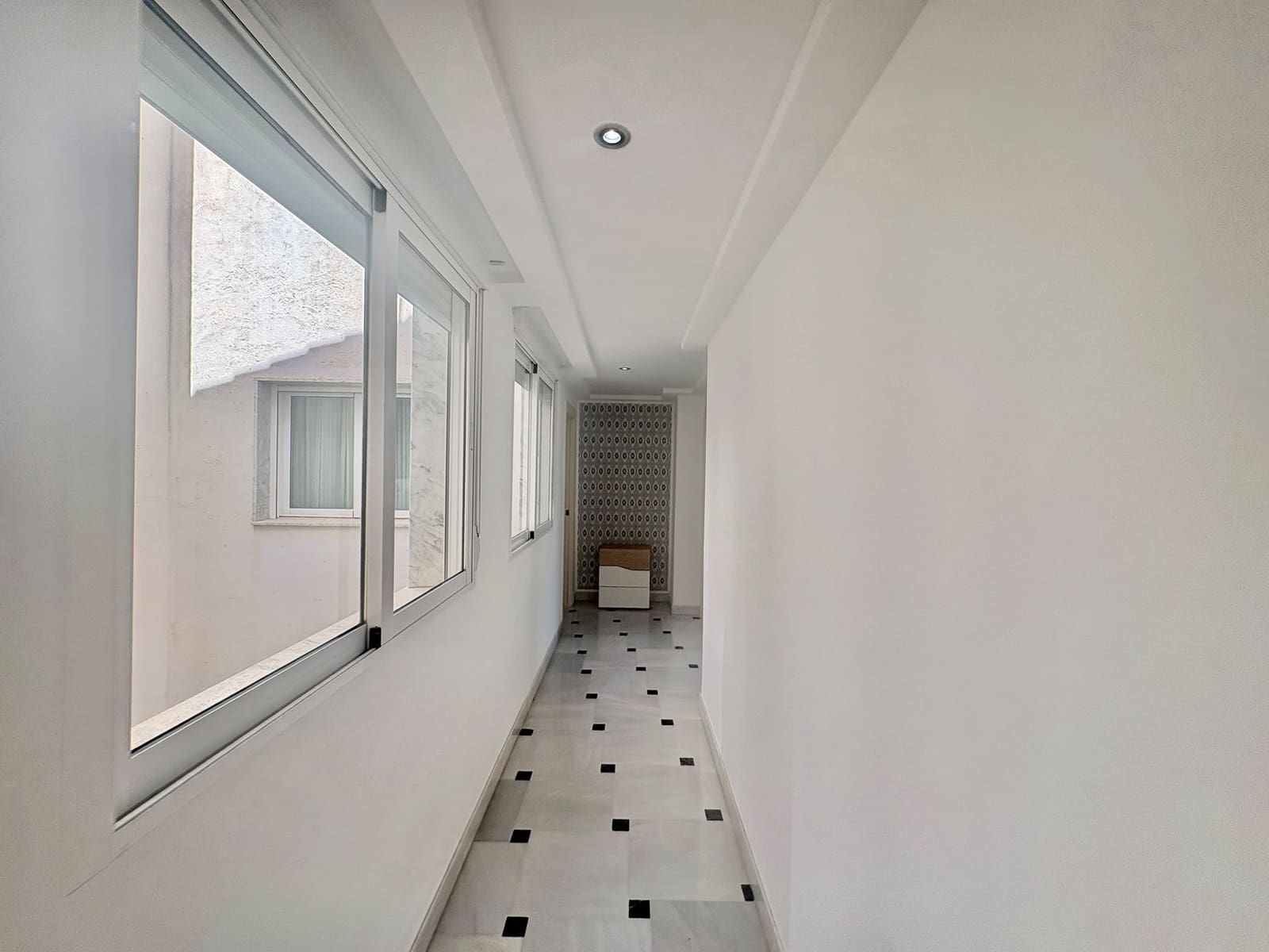 5 bedroom Apartment for rent in Olula del Rio - € 700 (Ref: 10060210)