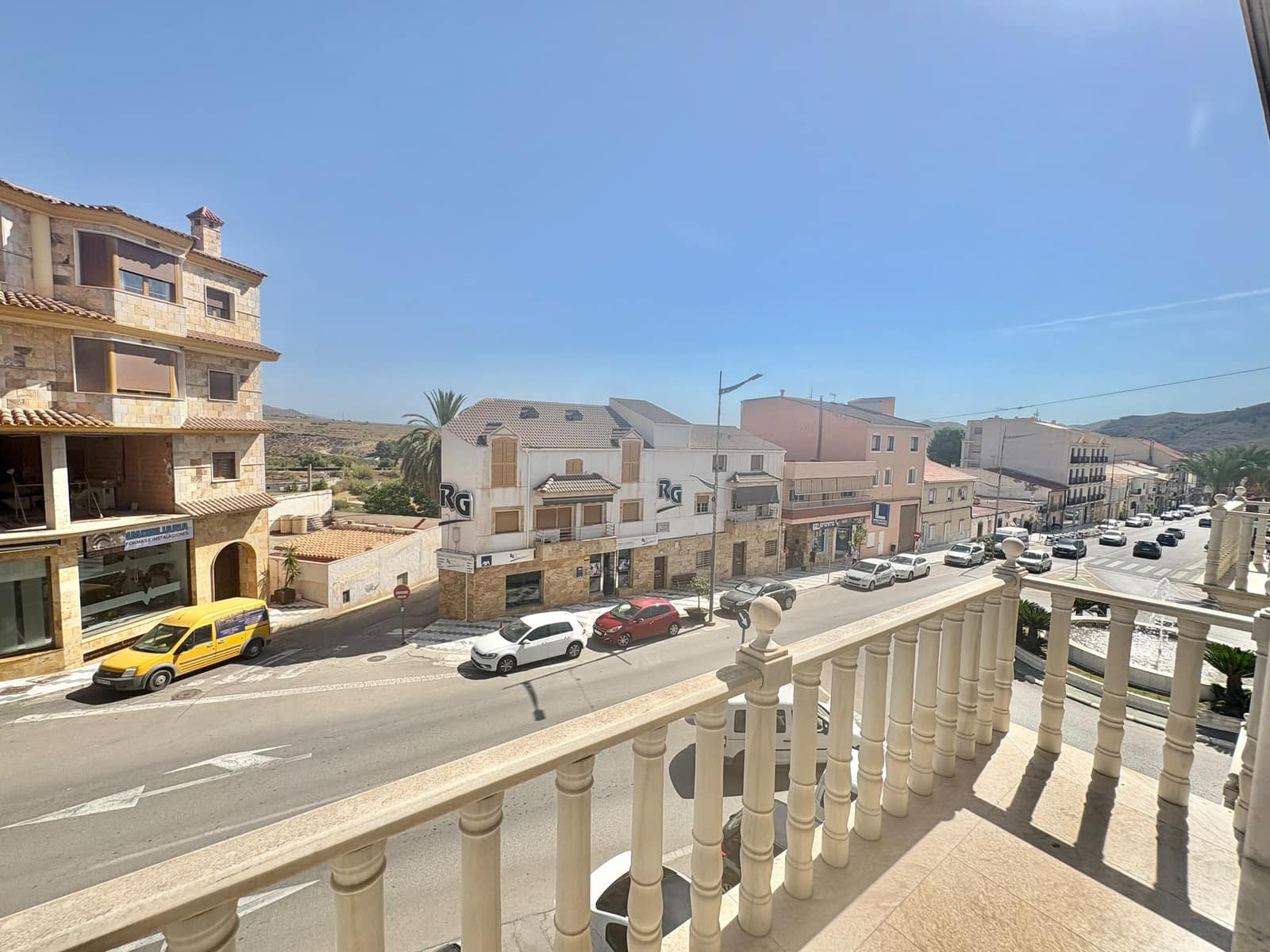 5 bedroom Apartment for rent in Olula del Rio - € 700 (Ref: 10060210)