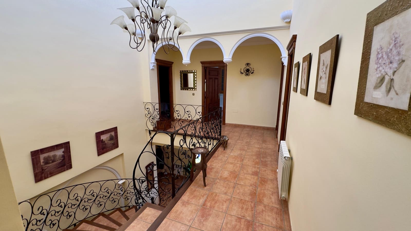 Casa de 5 habitaciones en La Calahorra en venta con garaje - 300.000 € (Ref: 10060347)