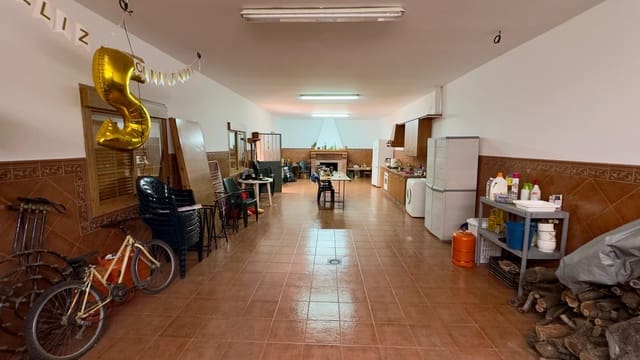 Casa de 5 habitaciones en La Calahorra en venta con garaje - 300.000 € (Ref: 10060347)