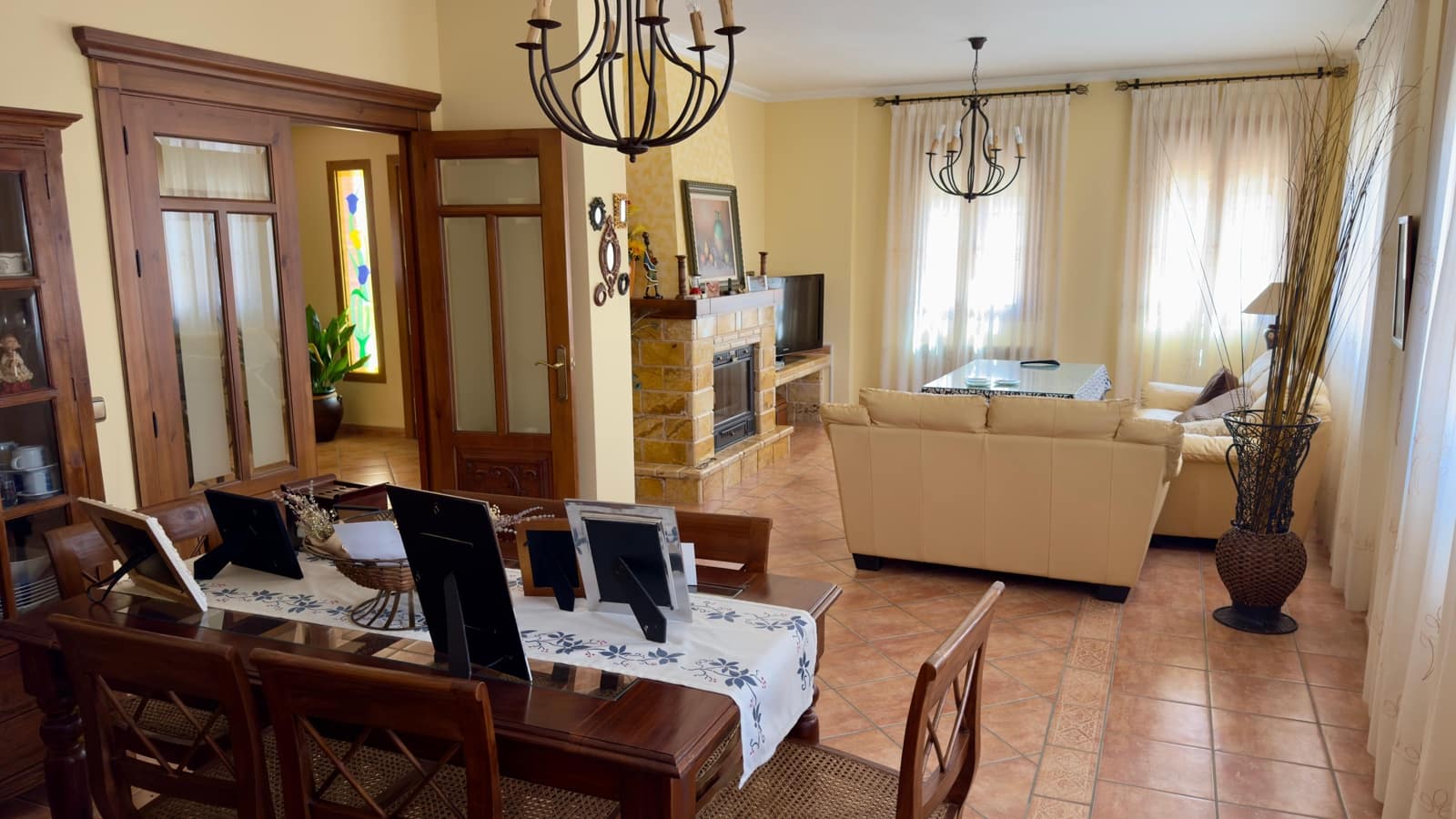 Casa de 5 habitaciones en La Calahorra en venta con garaje - 300.000 € (Ref: 10060347)