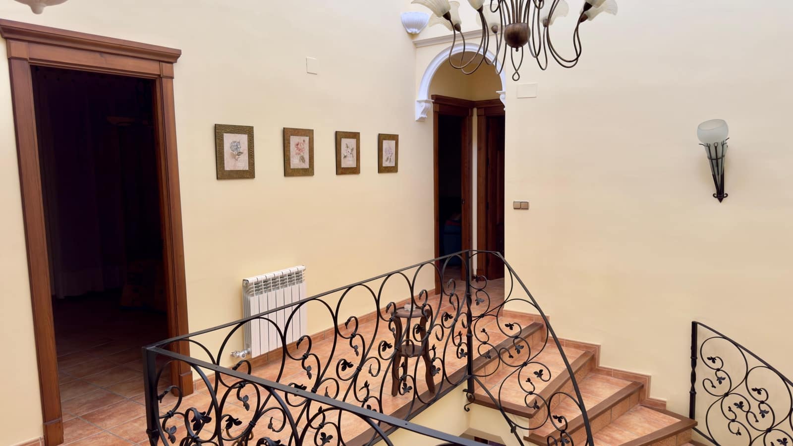 Casa de 5 habitaciones en La Calahorra en venta con garaje - 300.000 € (Ref: 10060347)