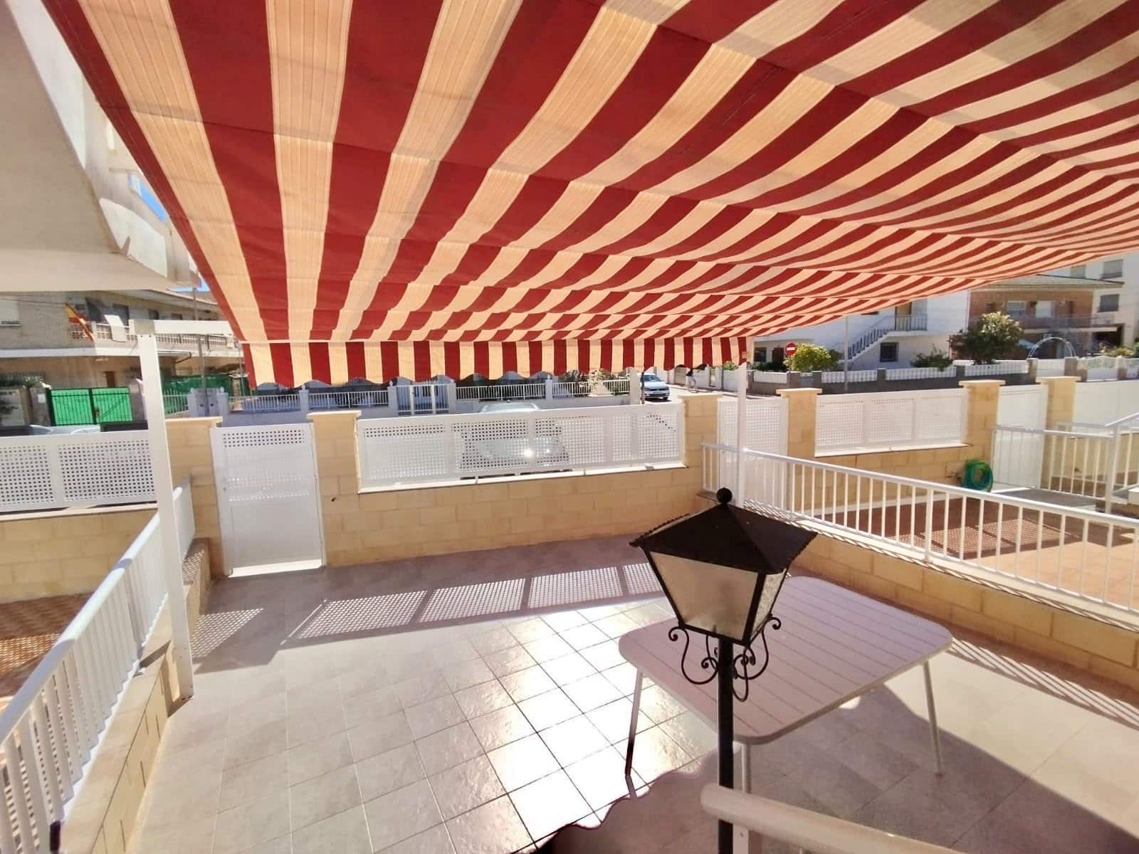 2 sovrum Strandlägenhet till salu i Los Alcazares - 185 000 € (Ref: 10102854)