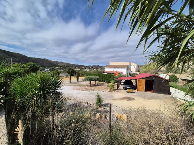 3 bedroom Villa for rent in Almería city with pool garage - € 1,400 (Ref: 3804237)