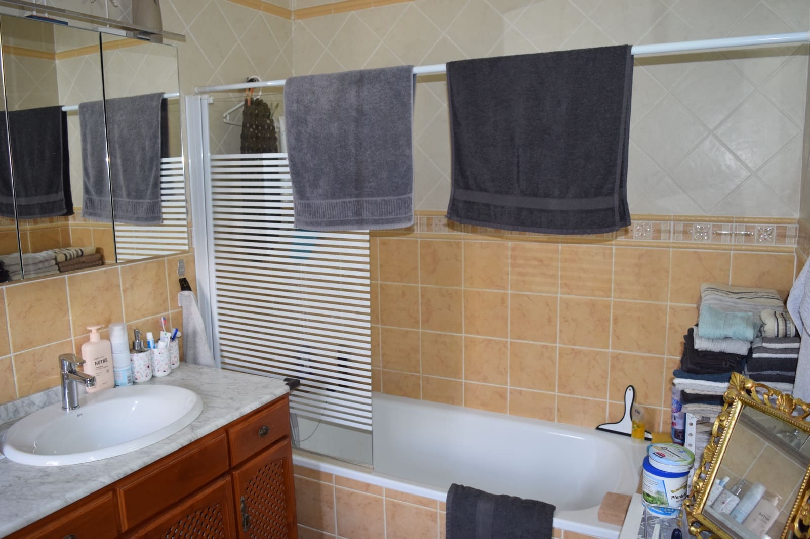 3 camera da letto Villa da affittare in Almeria citta con piscina garage - 1.400 € (Rif: 3804237)