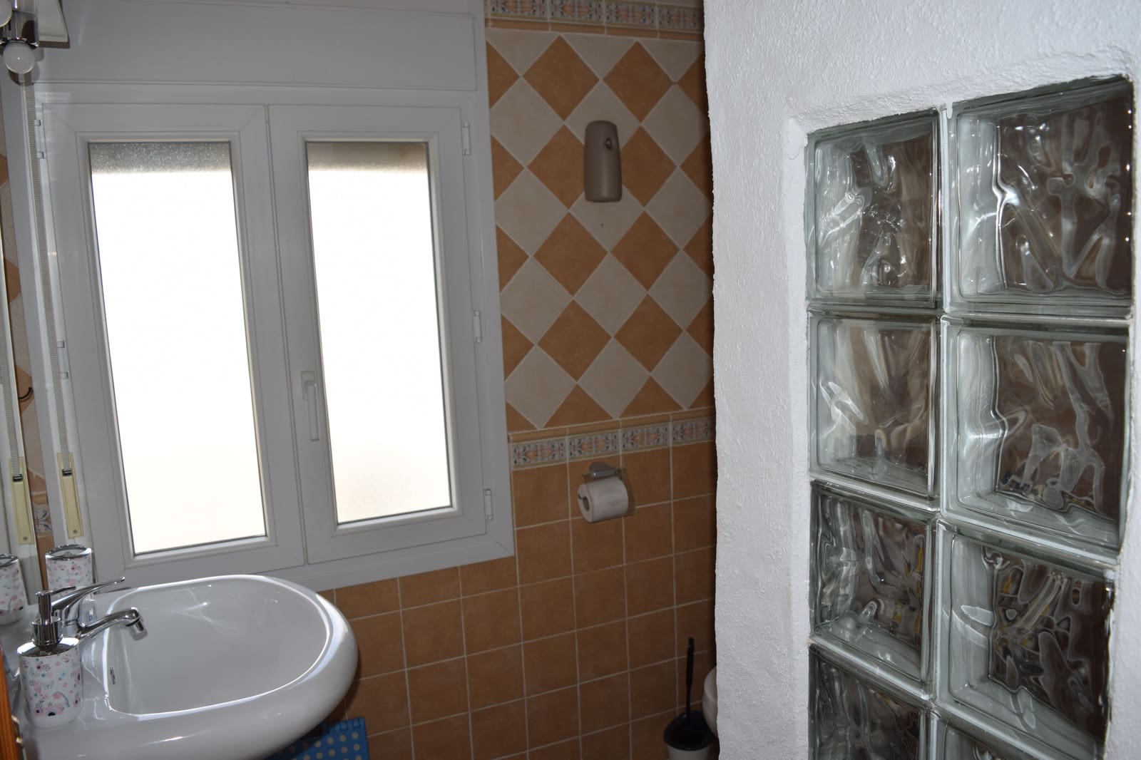 3 camera da letto Villa da affittare in Almeria citta con piscina garage - 1.400 € (Rif: 3804237)