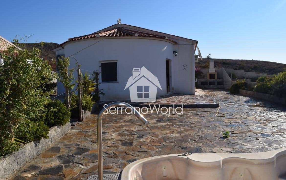 Chalet de 3 habitaciones en Almanzora en alquiler con piscina - 900 € (Ref: 4082345)
