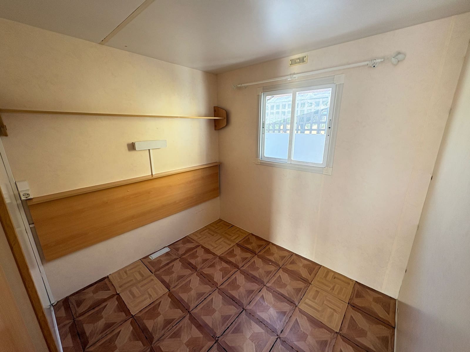 Casa de Madera de 2 habitaciones en Almanzora en alquiler - 350 € (Ref: 4226695)