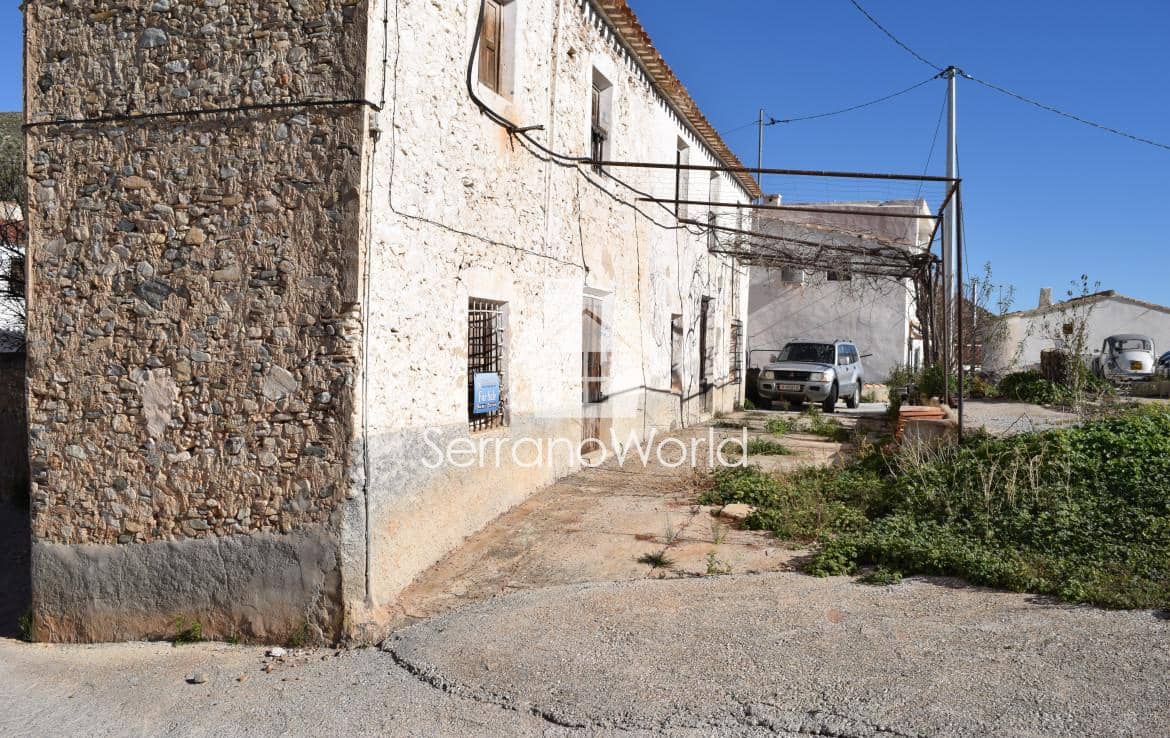 10 soveværelse Finca/Landehus til salg i Cantoria - € 70.000 (Ref: 5049001)