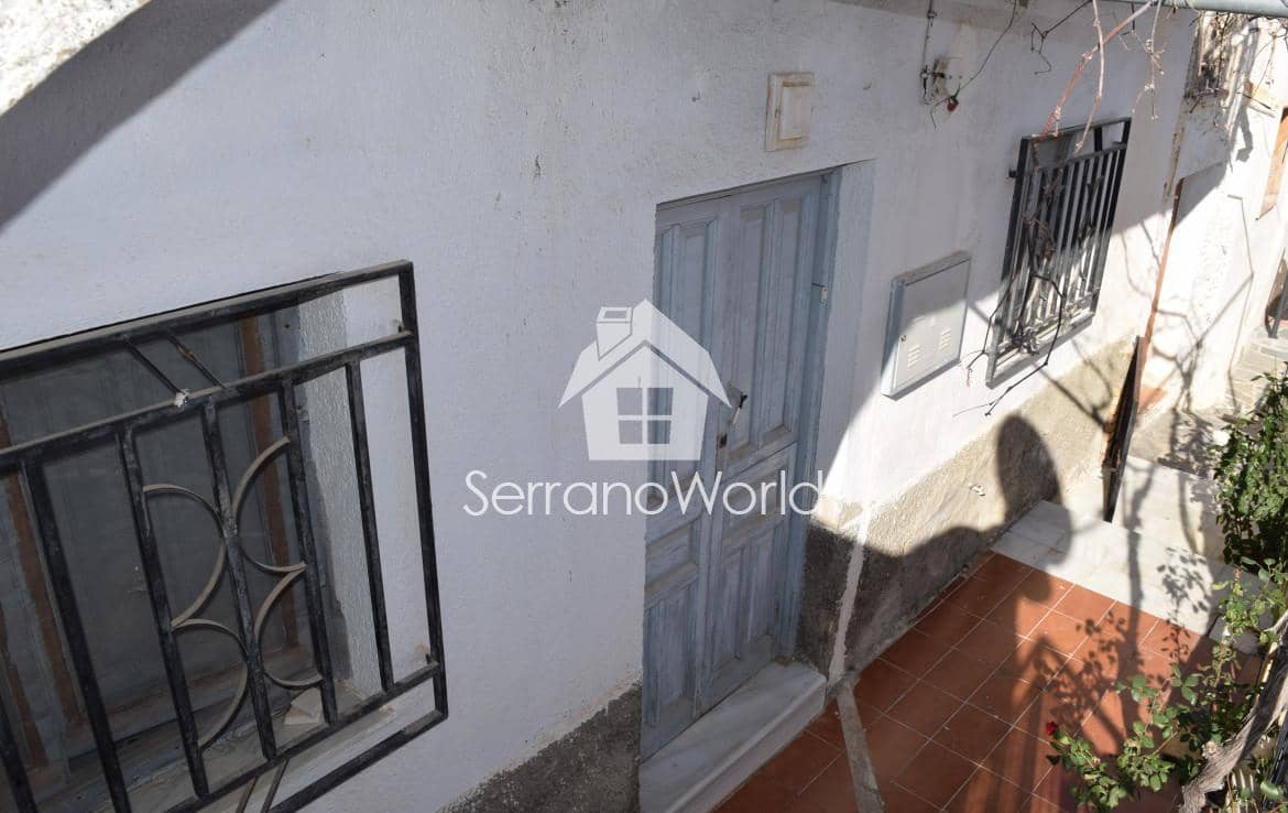 6 sypialnia Dom na sprzedaż w Lijar - 30 500 € (Ref: 5064423)