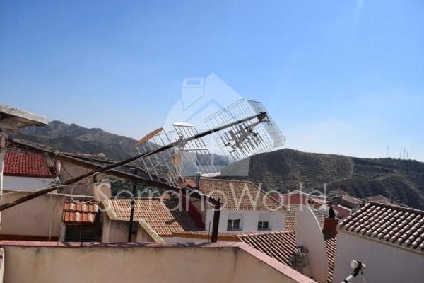 6 soveværelse Byhus til salg i Lijar - € 55.001 (Ref: 6254760)