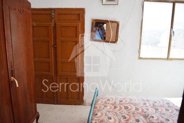 6 soveværelse Byhus til salg i Lijar - € 55.001 (Ref: 6254760)