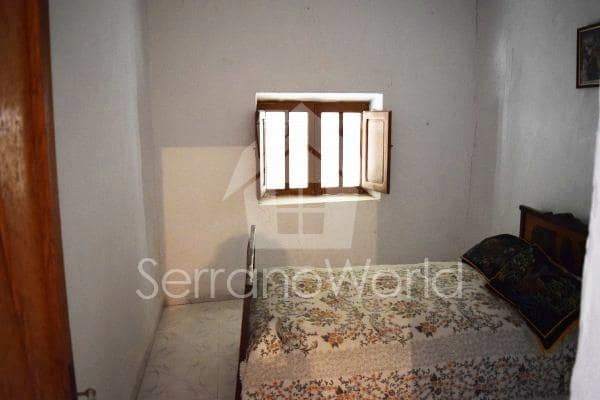 6 soveværelse Byhus til salg i Lijar - € 55.001 (Ref: 6254760)