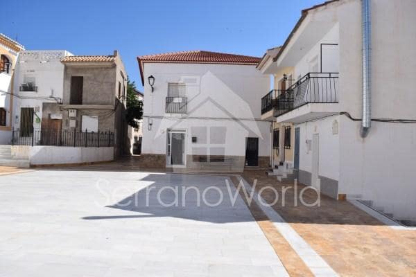 6 soveværelse Byhus til salg i Líjar - € 55.001 (Ref: 6254760)