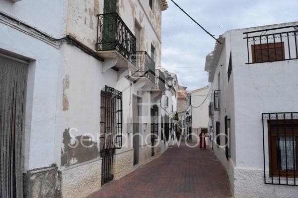 Omakotitalo myytävänä paikassa Albanchez - 44 000 € (Ref: 6336221)